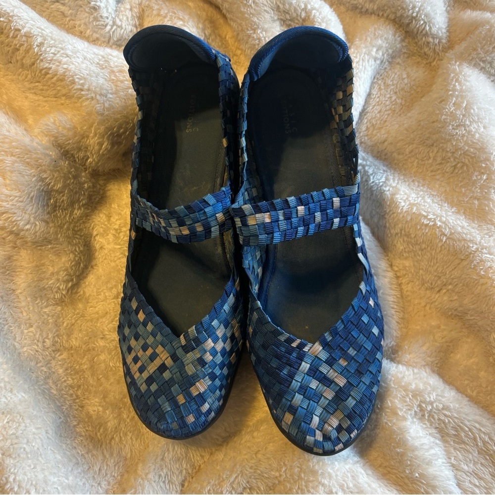 Basic Editions Navy Woven Slip-On Wedge Heels Size 11 M(width)